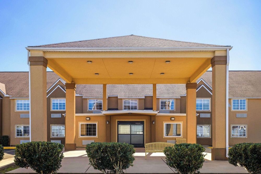 Days Inn By Wyndham Jackson Downtown 3 estrellas en Jackson