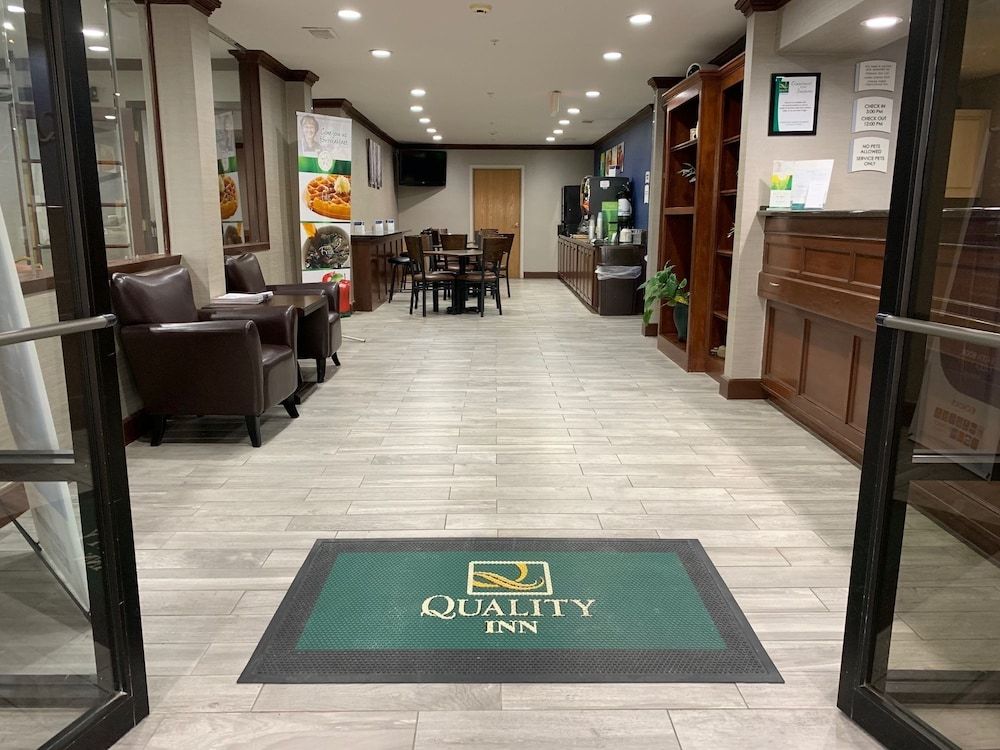 Quality Inn Hillsboro 3