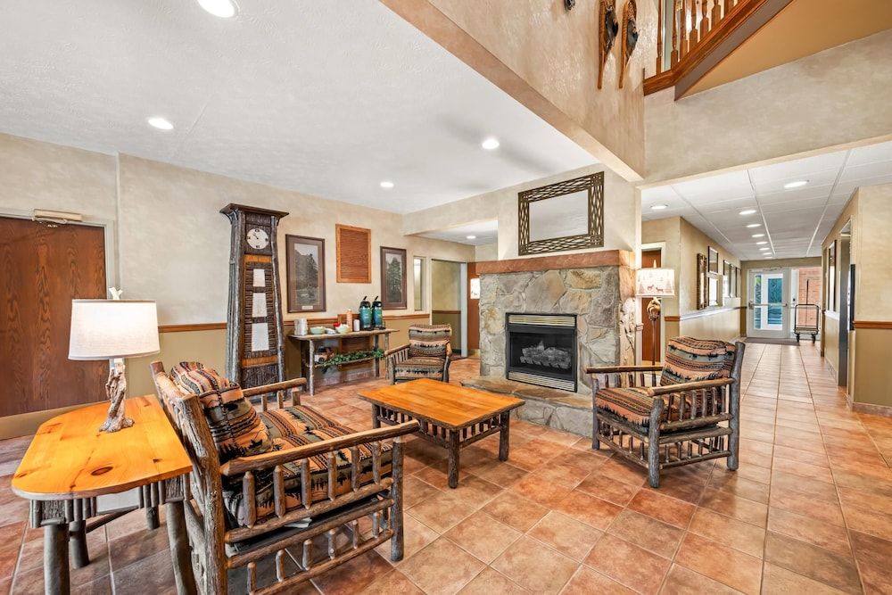 Quality Inn & Suites 2