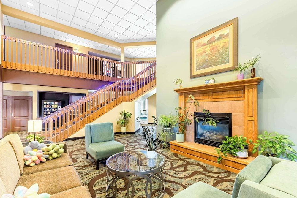 Best Western Holiday Manor 3