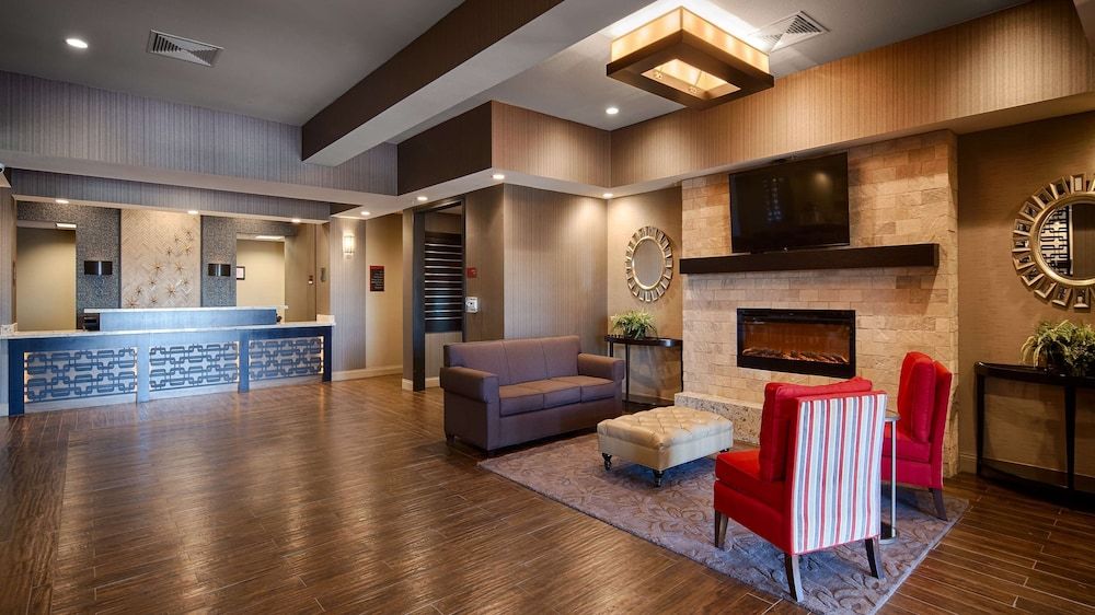 Best Western Plus Stevens County Inn 2