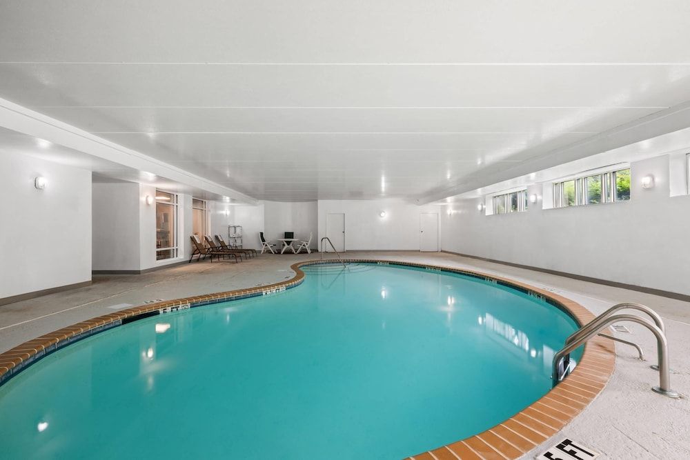 Comfort Suites Norwich 3 étoiles à Norwich