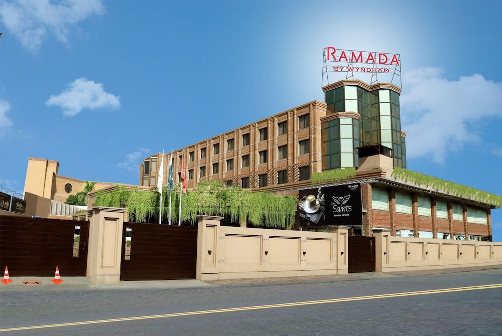 Ramada by Wyndham Multan 5 estrelas em Multan