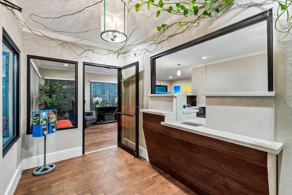 Days Inn by Wyndham Bainbridge 3