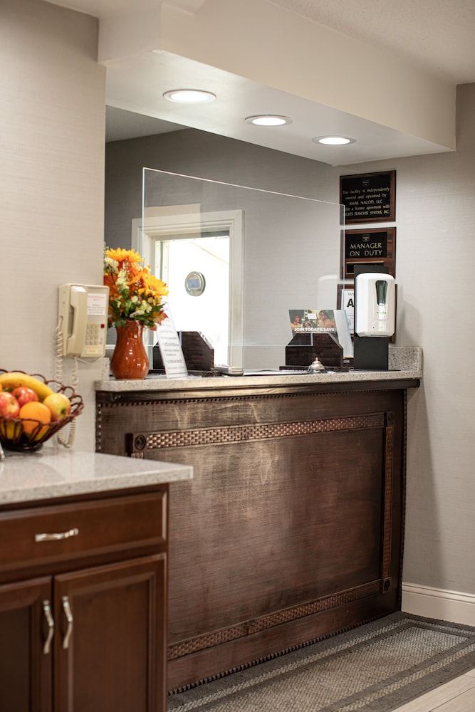 Knights Inn Mount Airy 3