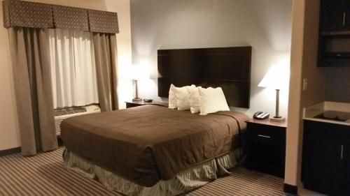Atria Inn & Suites 2
