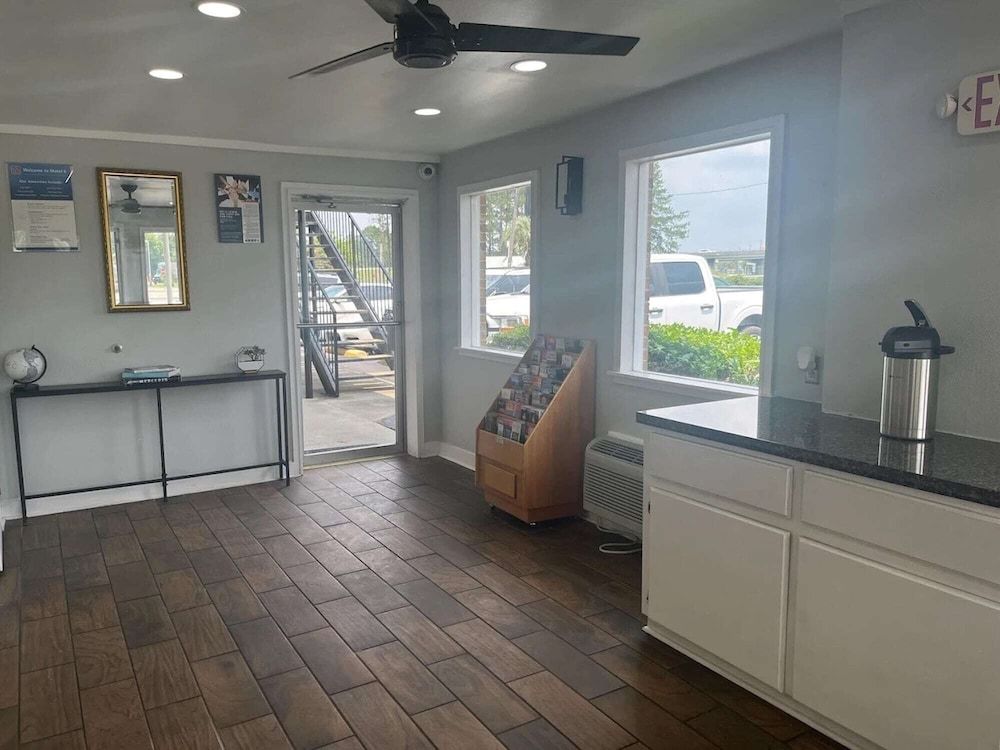 Motel 6 Saint George, SC – I-95 2