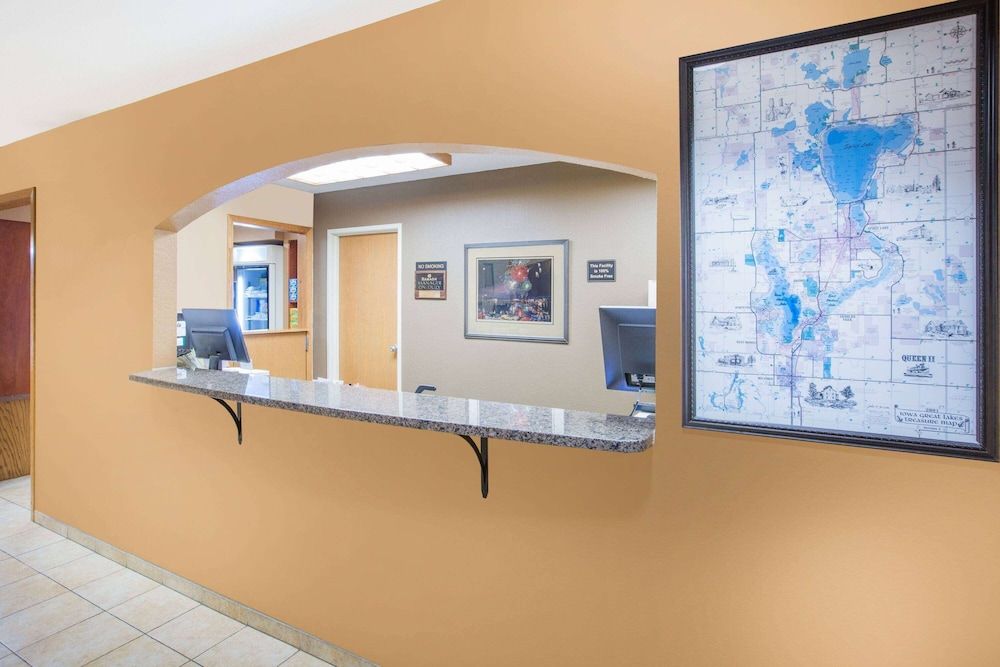 Ramada by Wyndham Spirit Lake/Okoboji 3