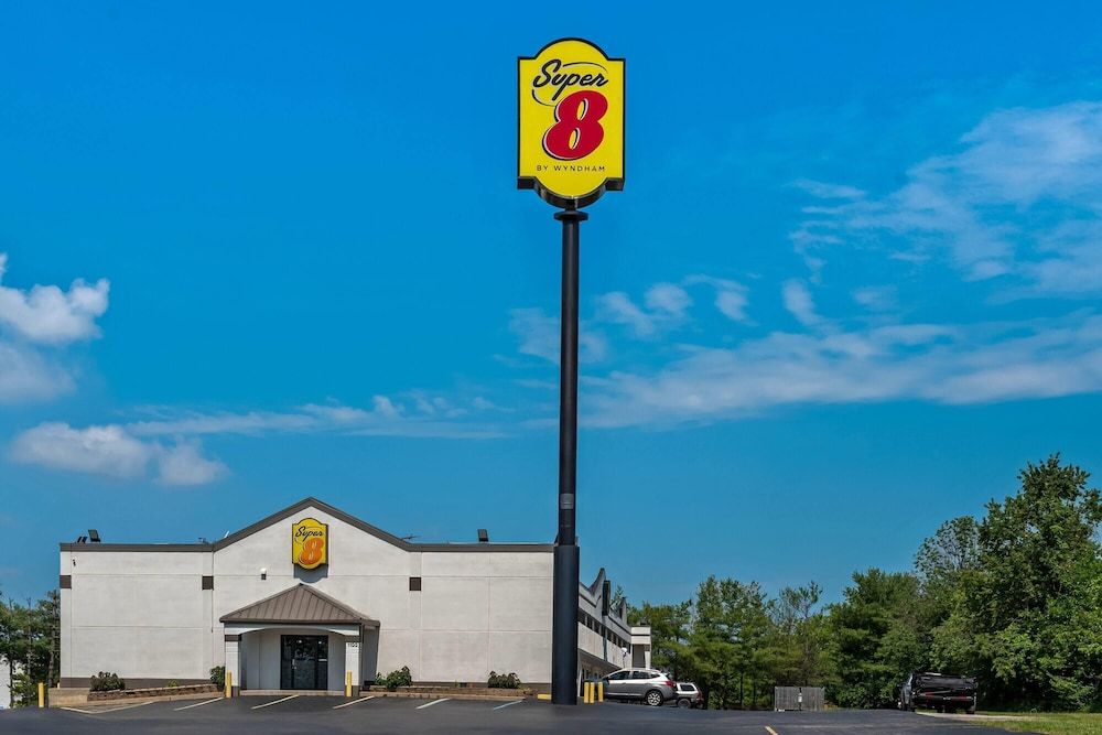 Super 8 by Wyndham Brownsburg 2 estrelas em Brownsburg