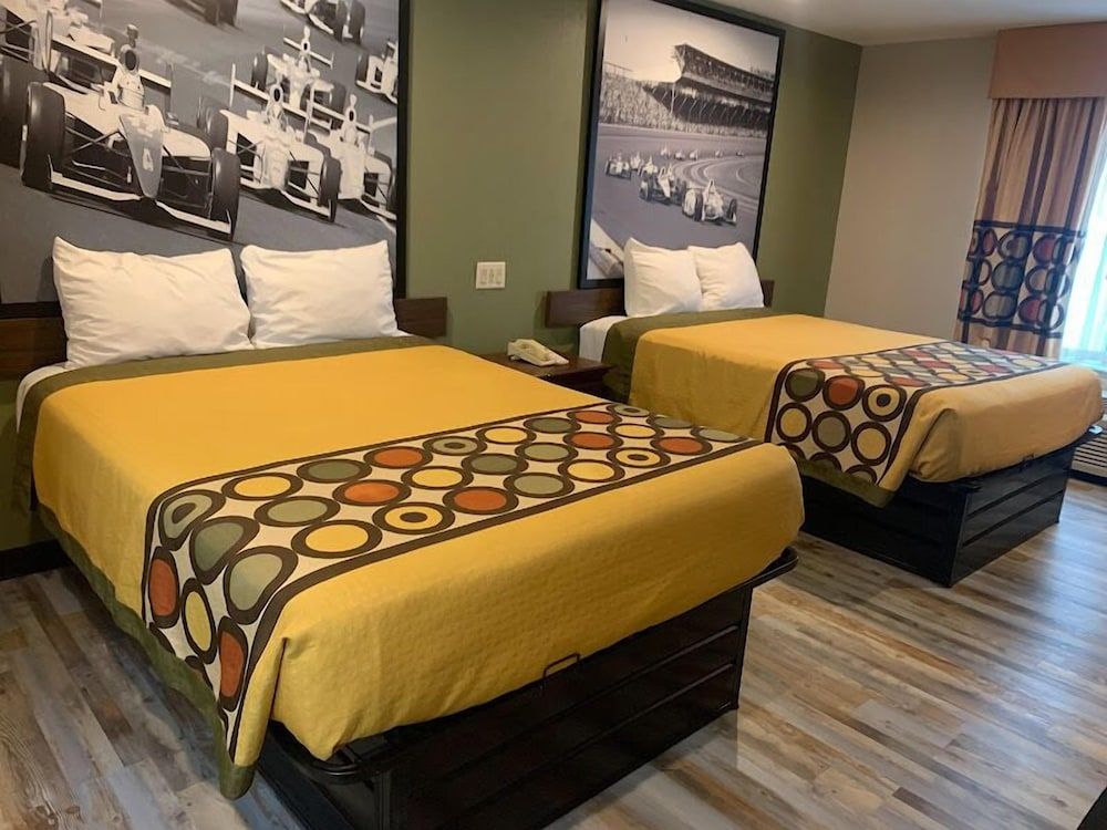 Super 8 by Wyndham Frankfort IN 2