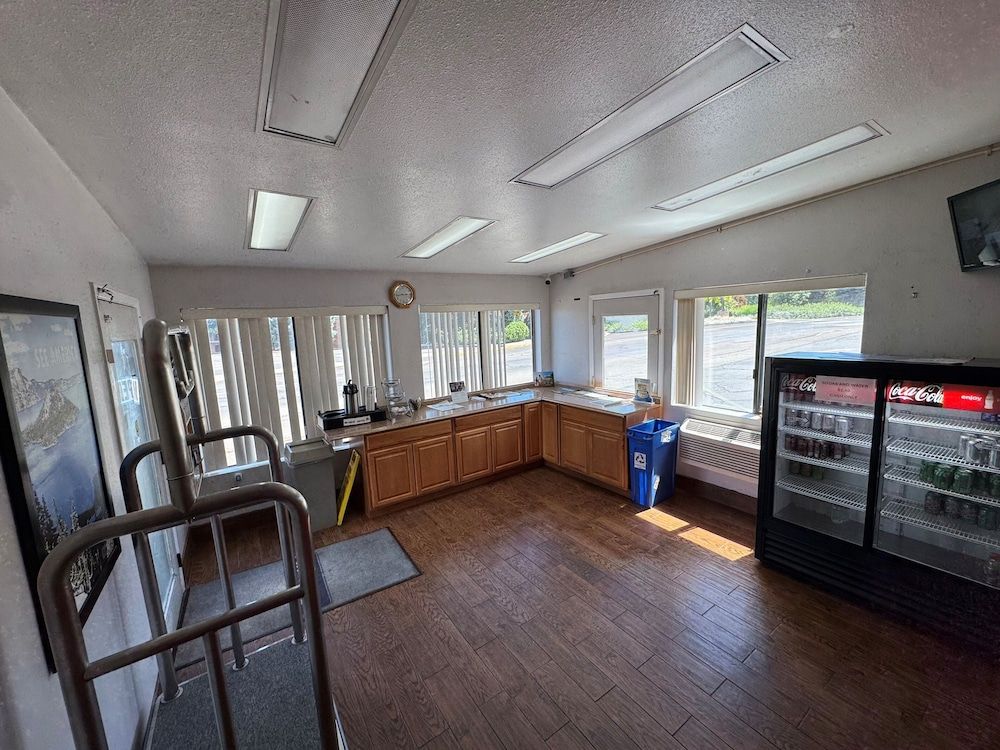 Travelodge by Wyndham Klamath Falls 2