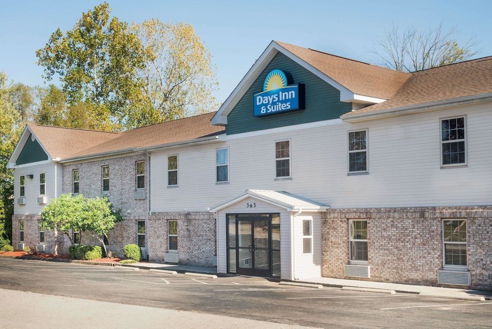 Days Inn & Suites by Wyndham Sellersburg 2 estrelas em Sellersburg
