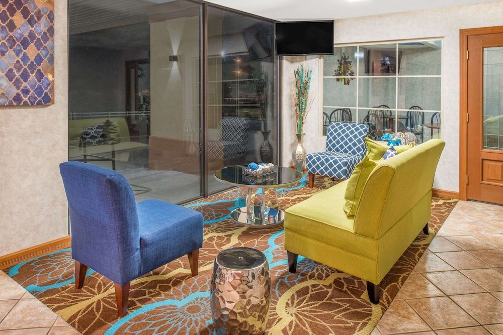 Days Inn by Wyndham Calvert City/Paducah East 3