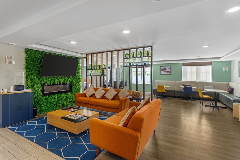 Comfort Inn & Suites Pottstown Eastern Gateway 2