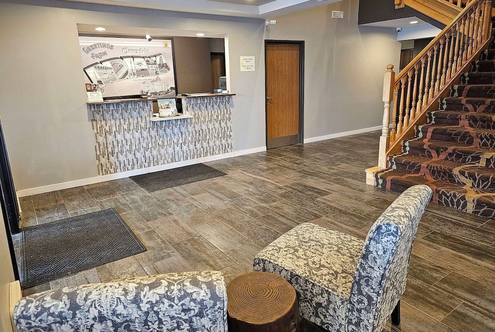 Super 8 by Wyndham Cloverdale IN 2