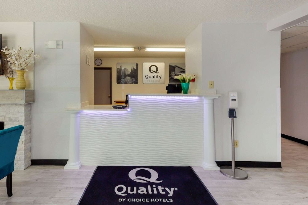 Quality Inn Lee - Lenox South 2