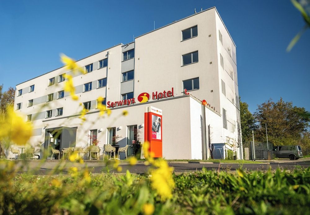 Serways Hotel Weiskirchen Nord -1 estrelas em Rodgau