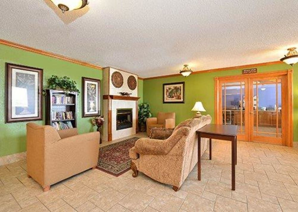 Quality Inn & Suites Grinnell near University 3