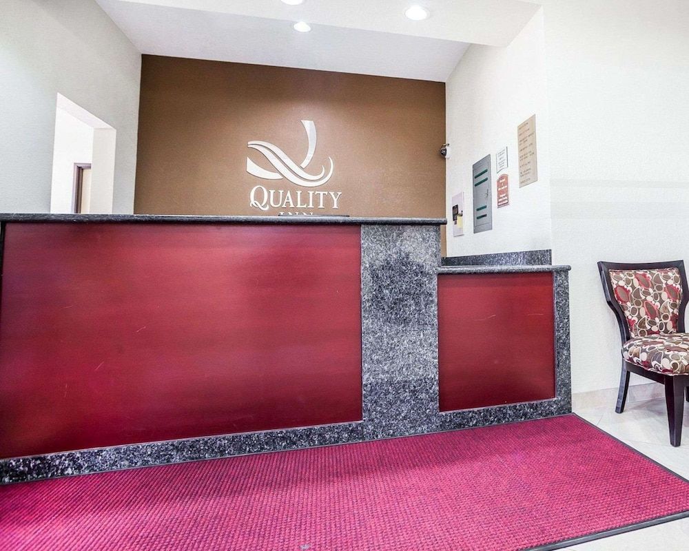 Quality Inn & Suites Altoona - Des Moines 2