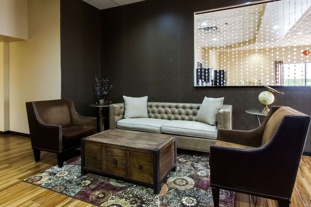 Quality Inn & Suites Moline - Quad Cities 2