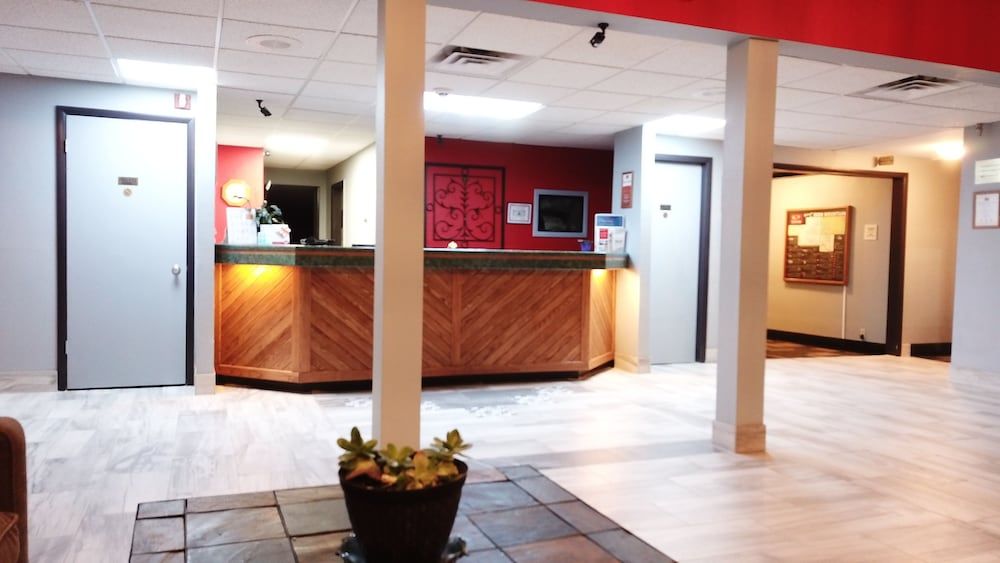 Baymont by Wyndham Iron Mountain 2