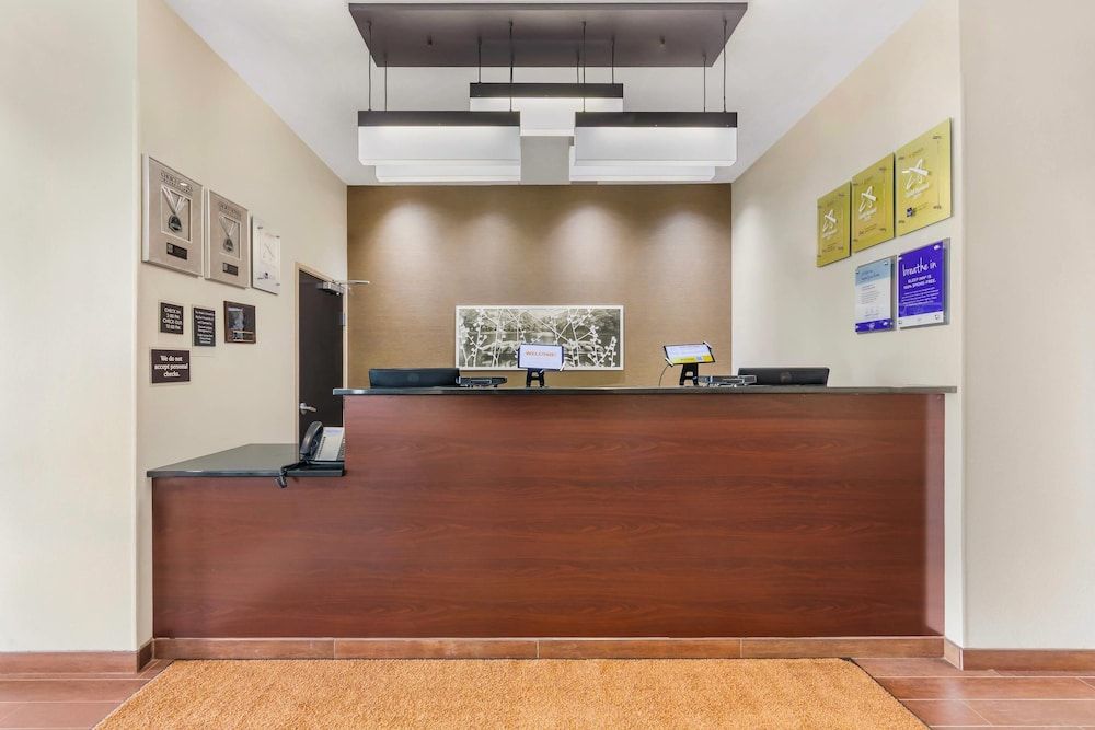 Sleep Inn & Suites Devils Lake 3