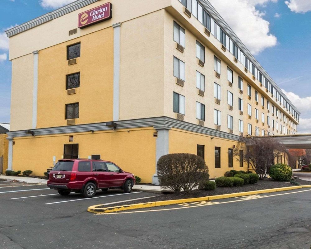 Clarion Hotel Somerset - New Brunswick 3 estrelas em Somerset