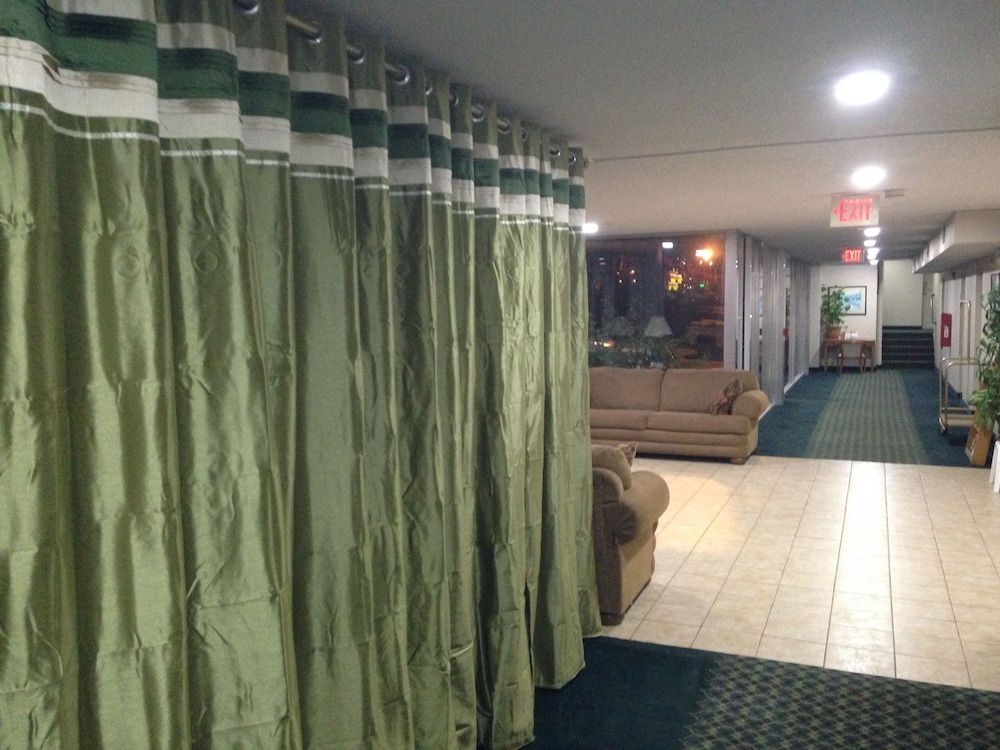 Rodeway Inn Bedford 3