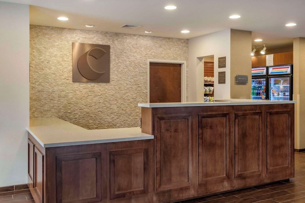 Comfort Suites Manheim - Lancaster 2