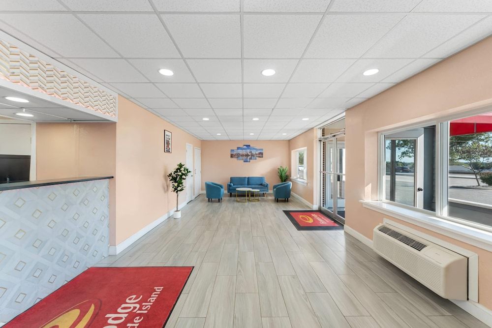 Econo Lodge Cranston - Providence 2