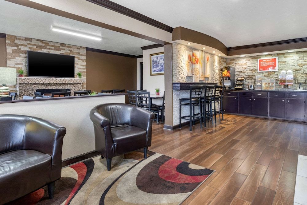 Econo Lodge Rock Hill Northeast 3