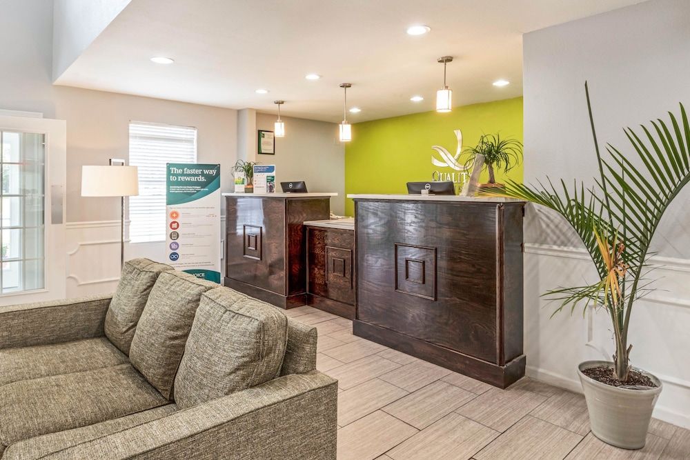 Quality Inn Gallatin-Nashville Metro 2