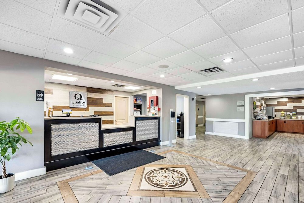 Quality Inn Clarksville 2