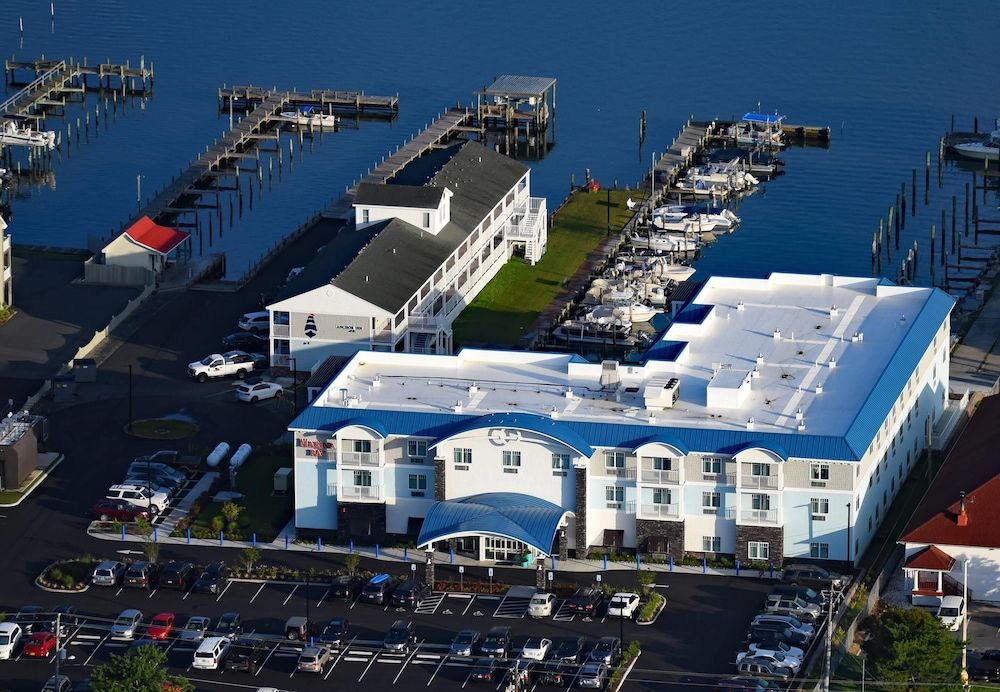 Marina Bay Hotel & Suites, an Ascend Collection Hotel 3 estrelas em Chincoteague