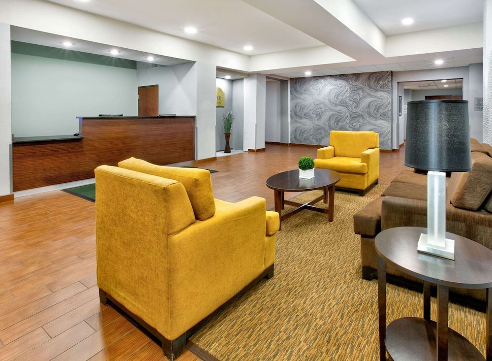 Wingate by Wyndham Longview North 2