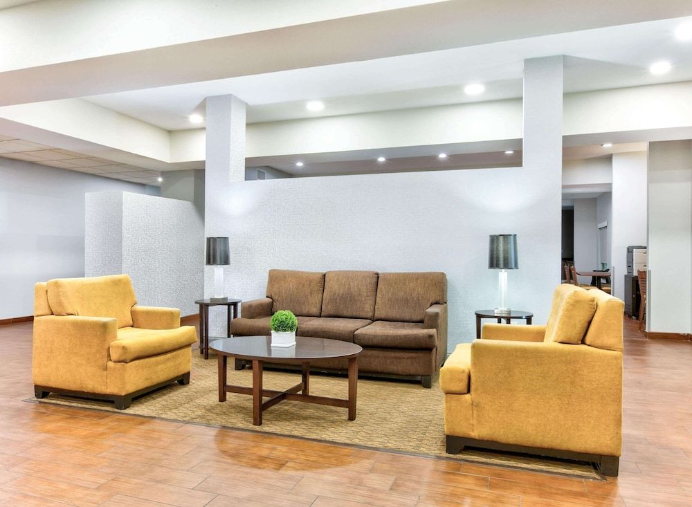 Wingate by Wyndham Longview North 3