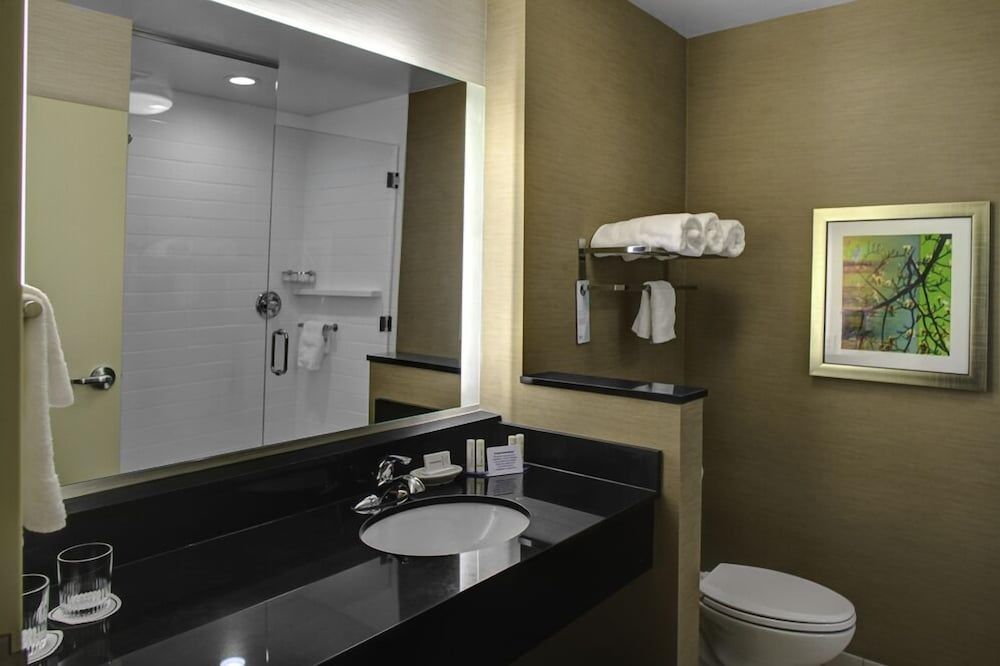 Fairfield Inn & Suites by Marriott Douglas 3