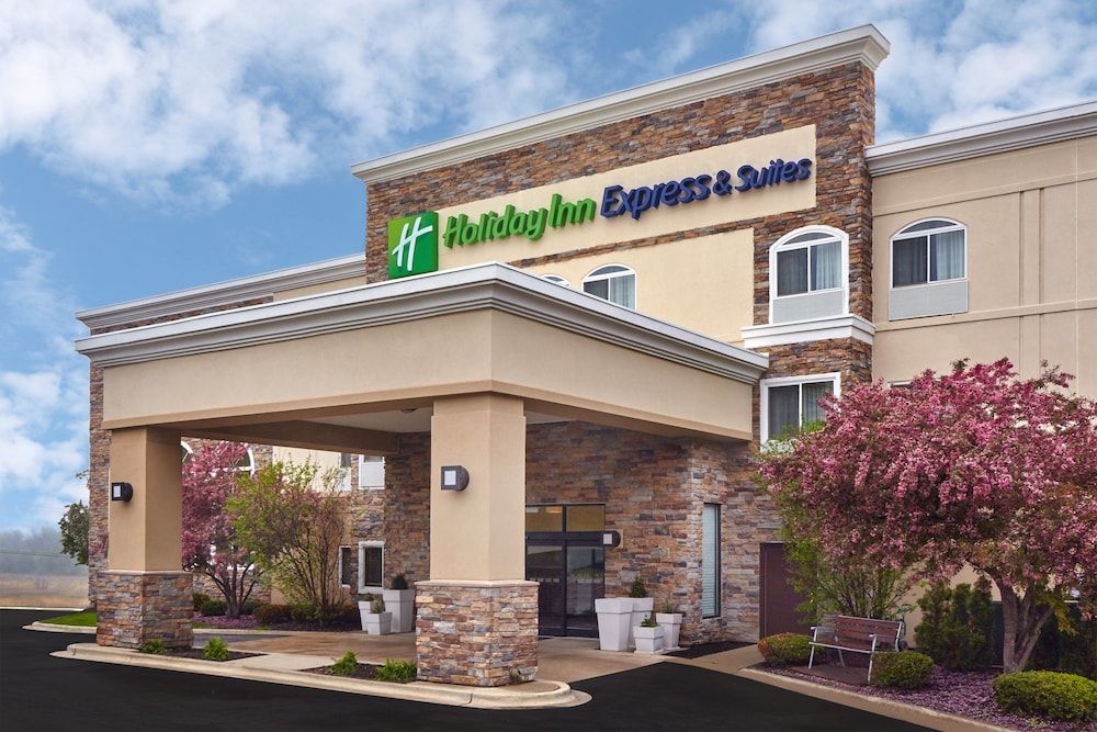 Holiday Inn Express & Sts Chicago - Libertyville 2 estrelas em Libertyville
