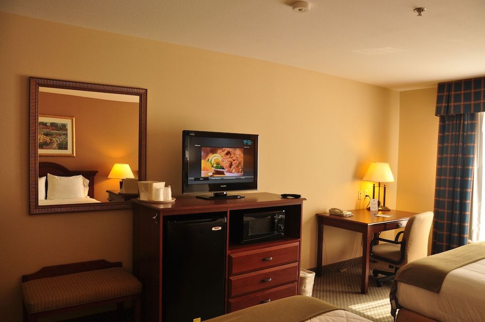 Oasis Inn & Suites Joshua Tree - 29 Palms 3