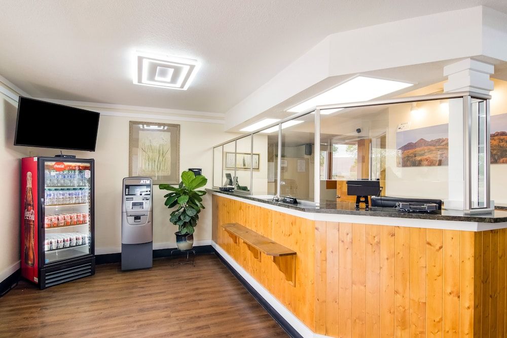 Rodeway Inn Greeley 2