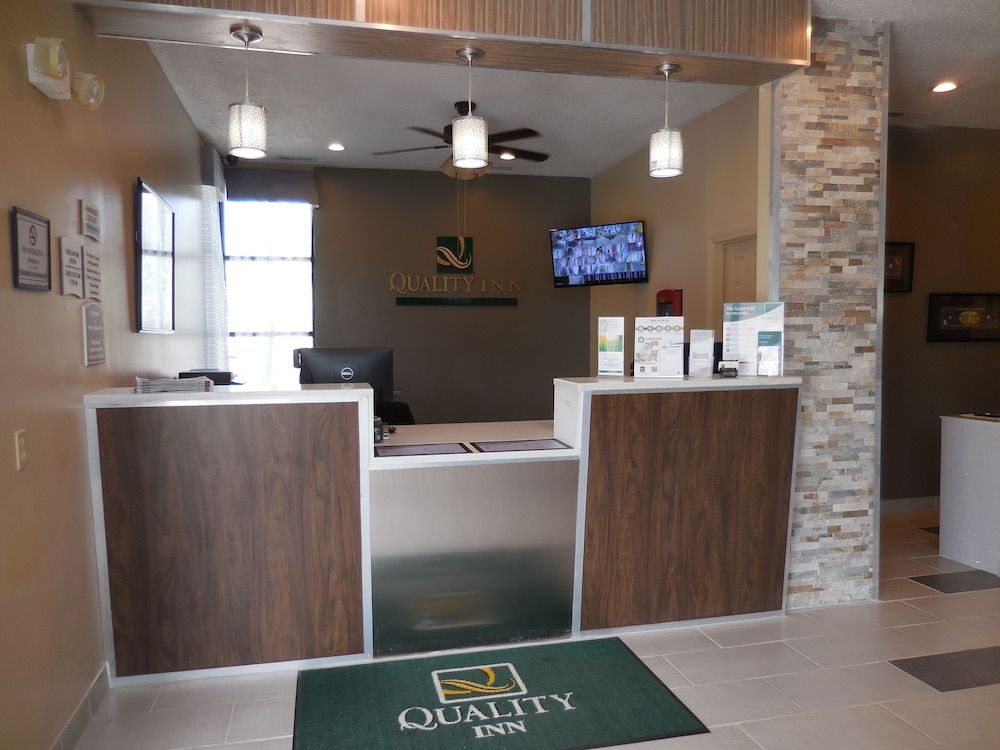 Quality Inn Pinehurst Area 3