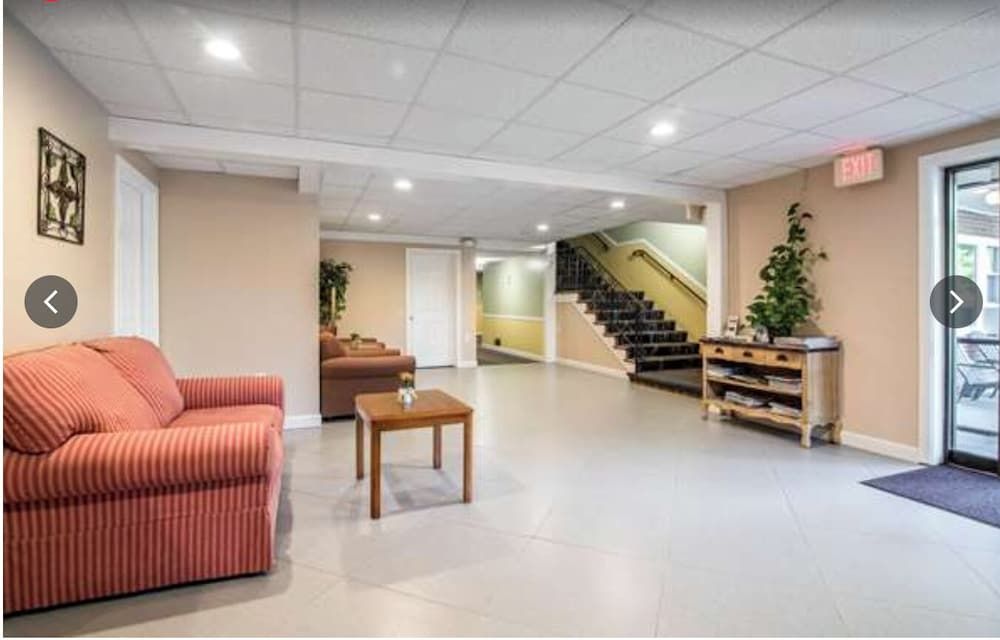 Tilton Lodge Inn and Suites 2