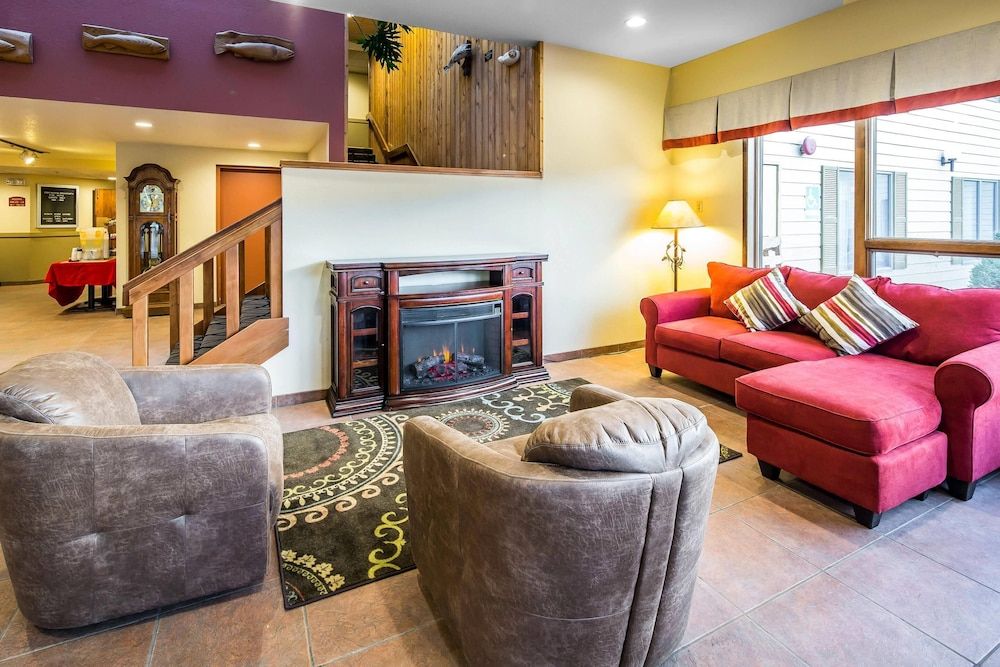 Quality Inn Kodiak 3