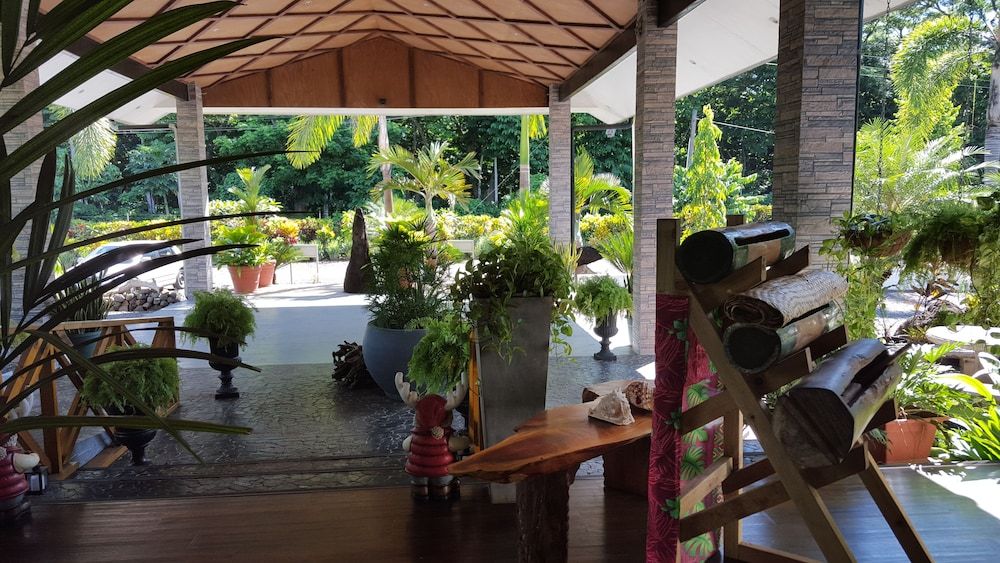 Orator Hotel Samoa 2