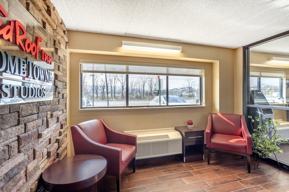 HomeTowne Studios by Red Roof Danville, PA 3