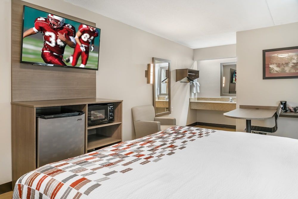 Red Roof Inn Detroit Metro Airport - Taylor 2 estrelas em Taylor