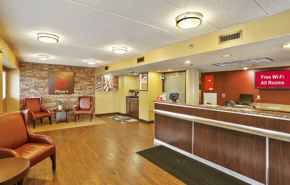 Red Roof Inn PLUS+ Baltimore North - Timonium 2