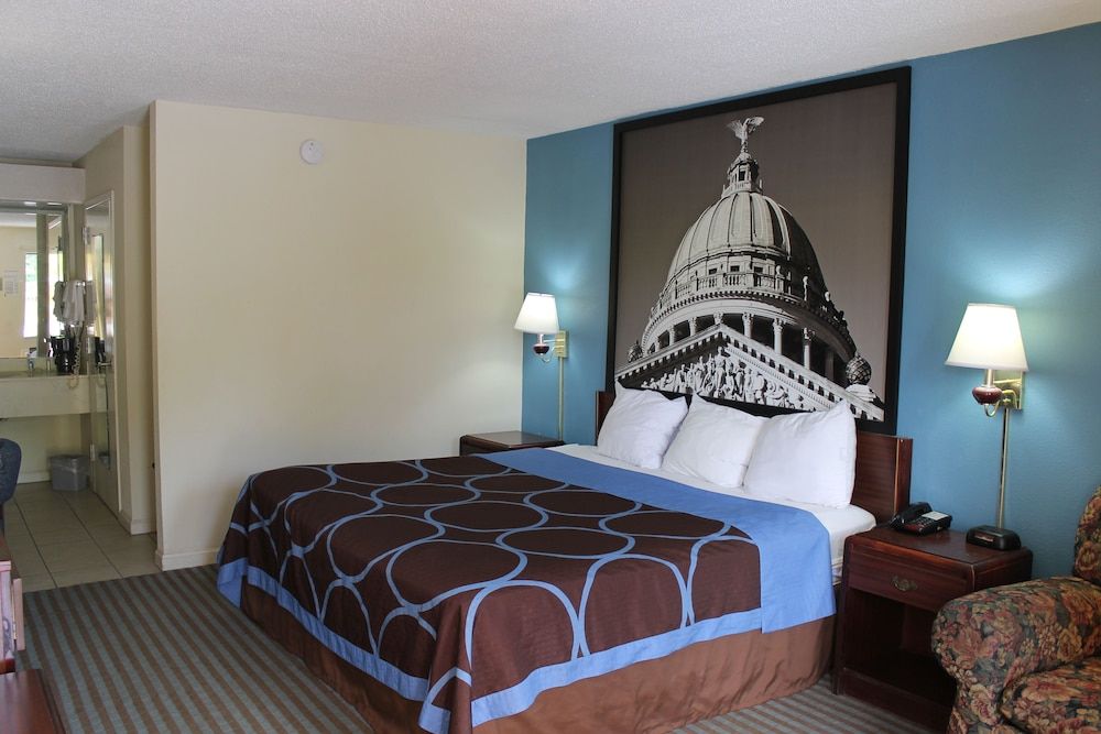 Howard Johnson by Wyndham Vicksburg 3