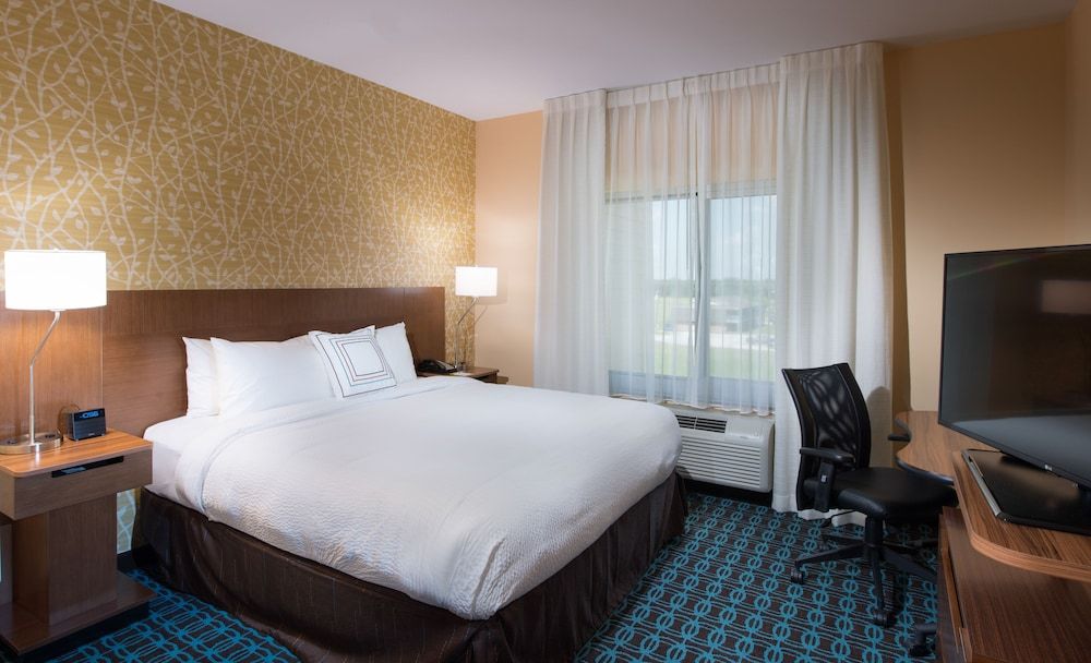 Fairfield by Marriott Inn & Suites Wheeling at The Highlands 3
