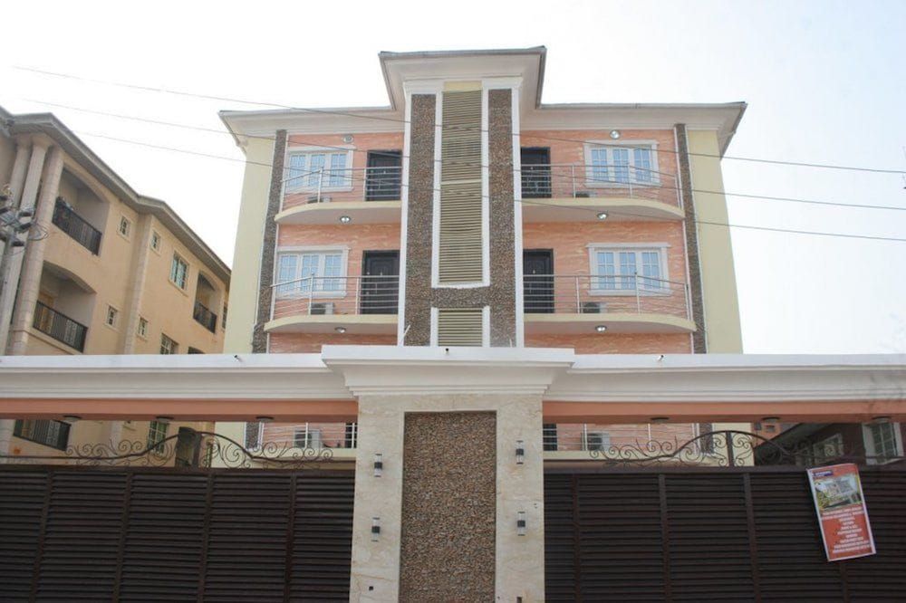 Blue Seasons Hotel & Suites -1 étoiles à Surulere